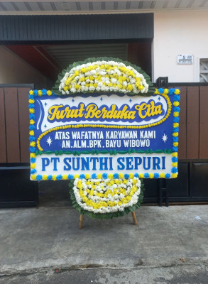 Papan Bunga Duka di Tasikmadu